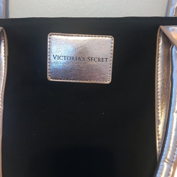 VICTORIA SECRET TOTE - Picture 5 of 5